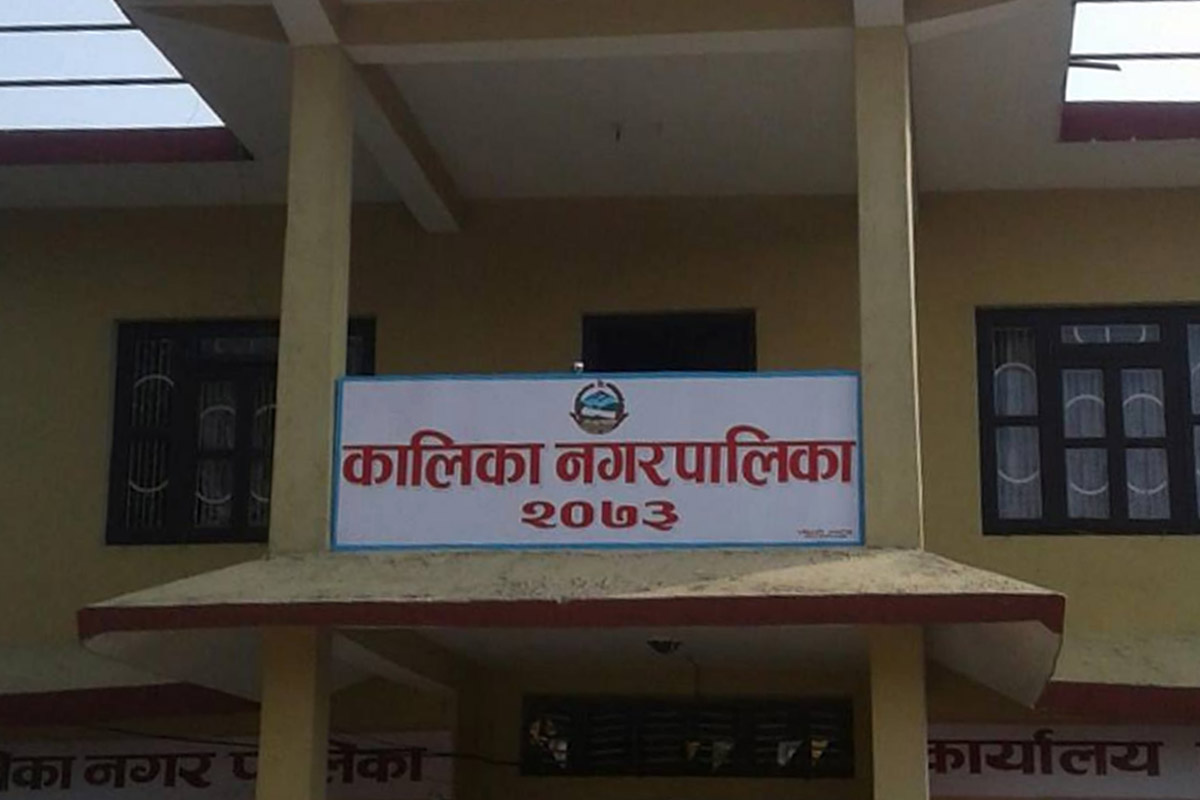 कालिका नगरपालिकाले ढोकुन थोर्वालिङ गुम्बा निर्माण गर्दै